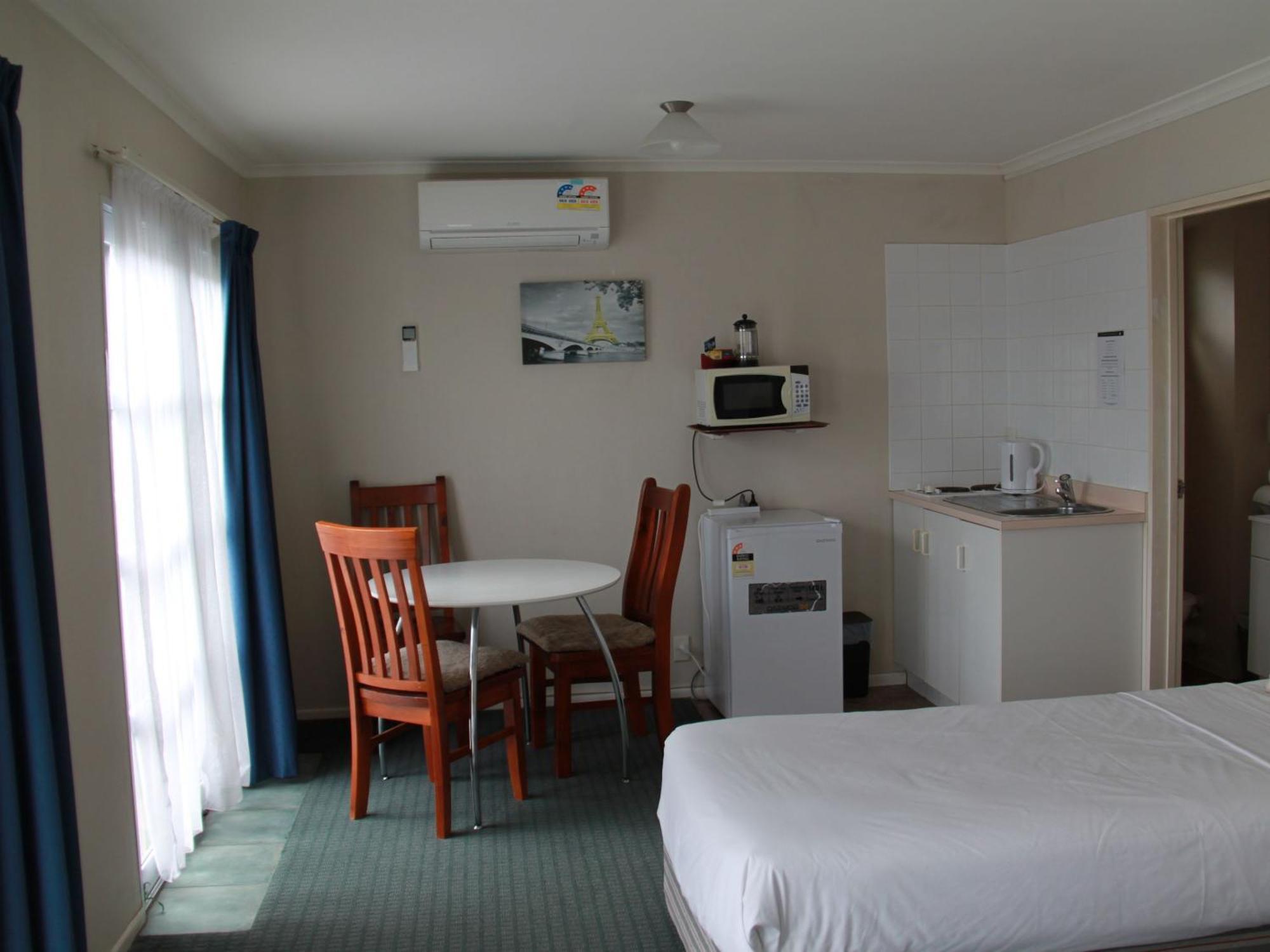 Asure Camelot Arms Motor Lodge Auckland Phòng bức ảnh