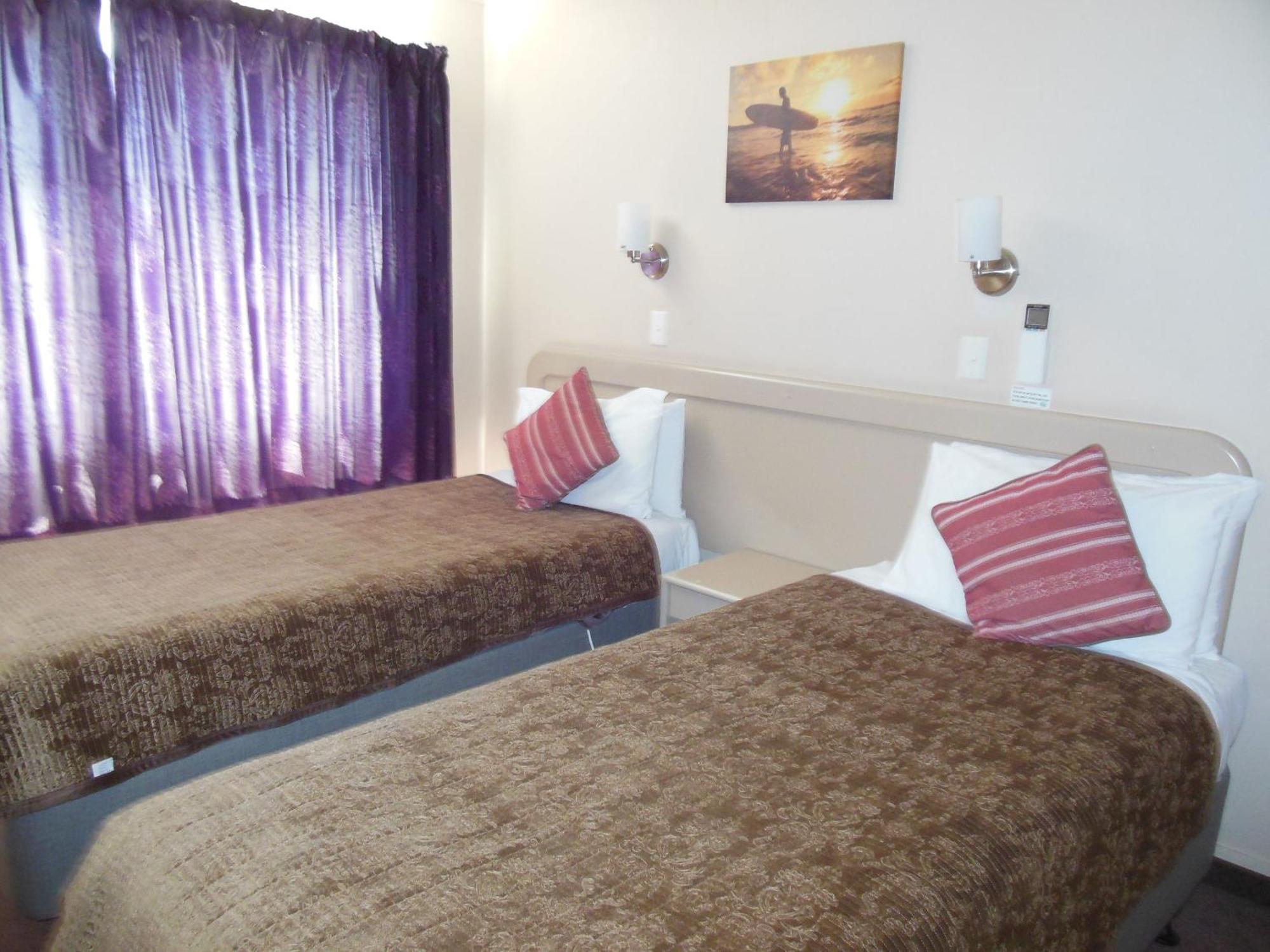 Asure Camelot Arms Motor Lodge Auckland Phòng bức ảnh