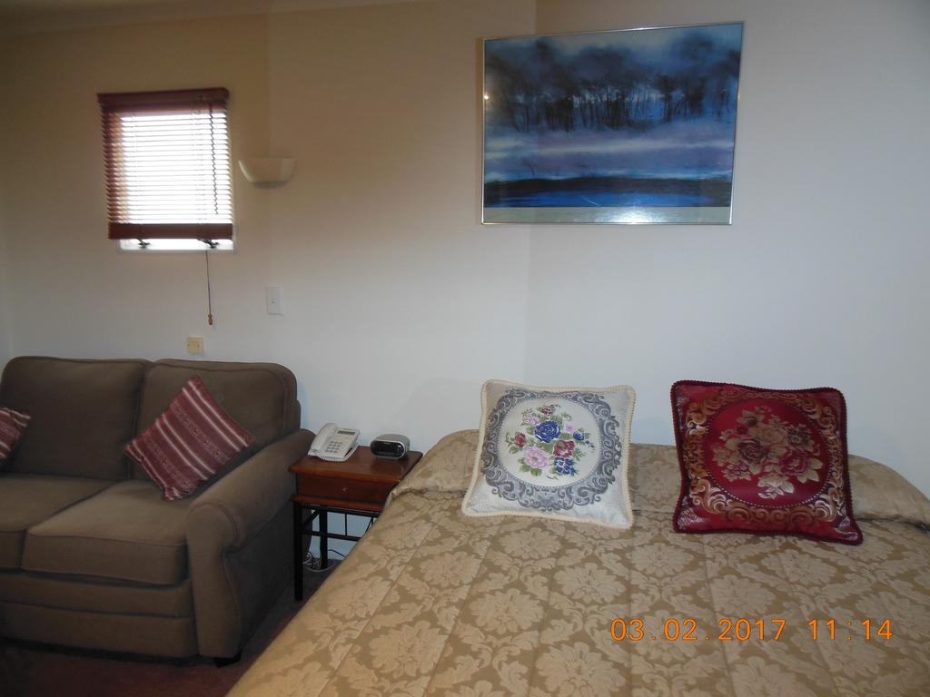 Asure Camelot Arms Motor Lodge Auckland Ngoại thất bức ảnh