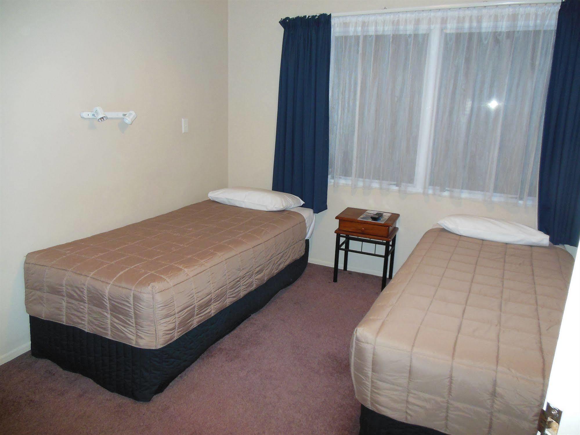 Asure Camelot Arms Motor Lodge Auckland Ngoại thất bức ảnh