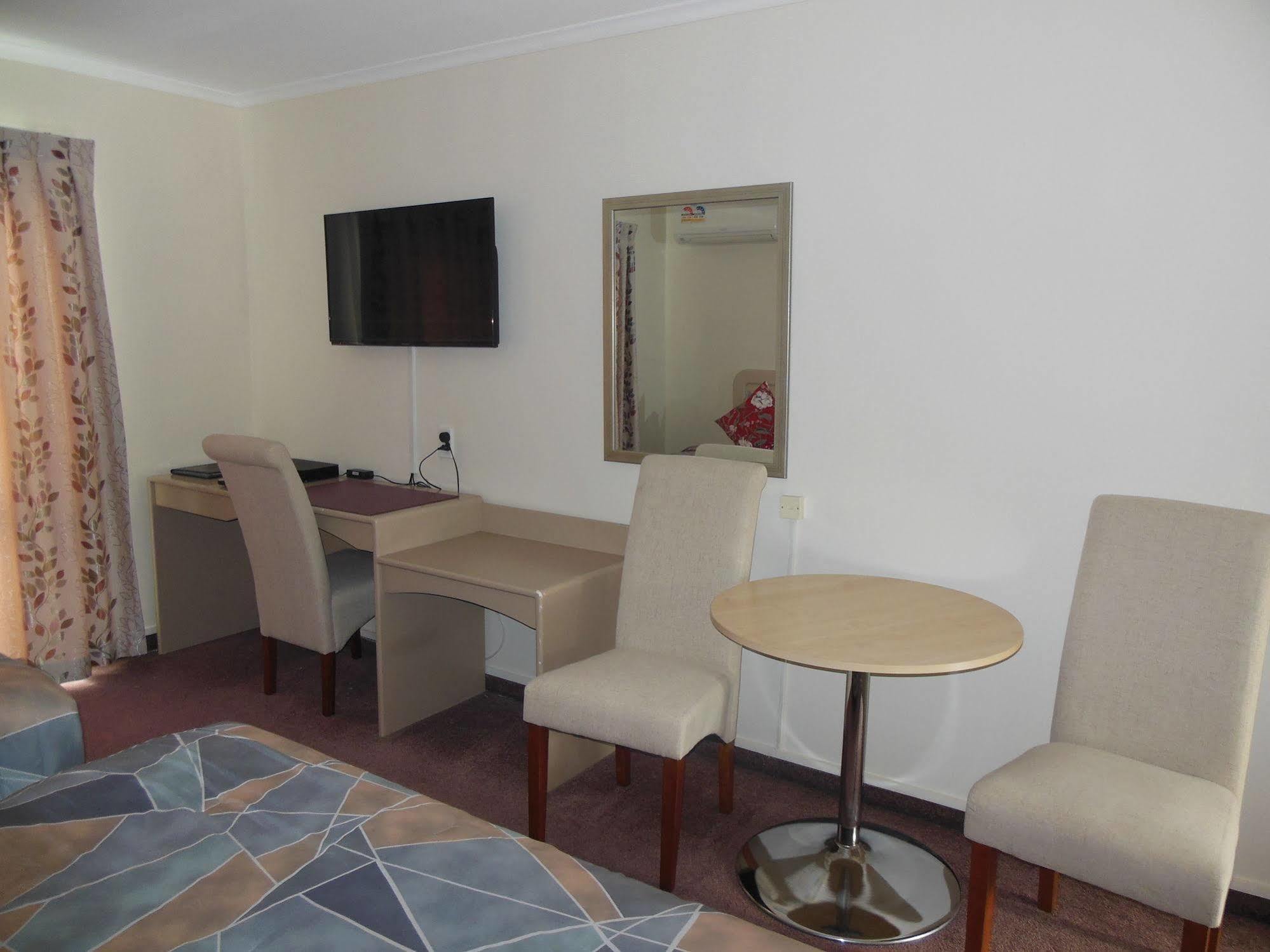 Asure Camelot Arms Motor Lodge Auckland Ngoại thất bức ảnh